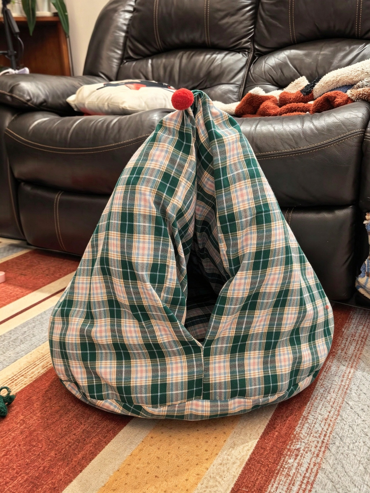 Triangle Cave Pet Bed PDF Sewing Pattern |  A4 Printable,  Instant Download for Cat & Small Dog
