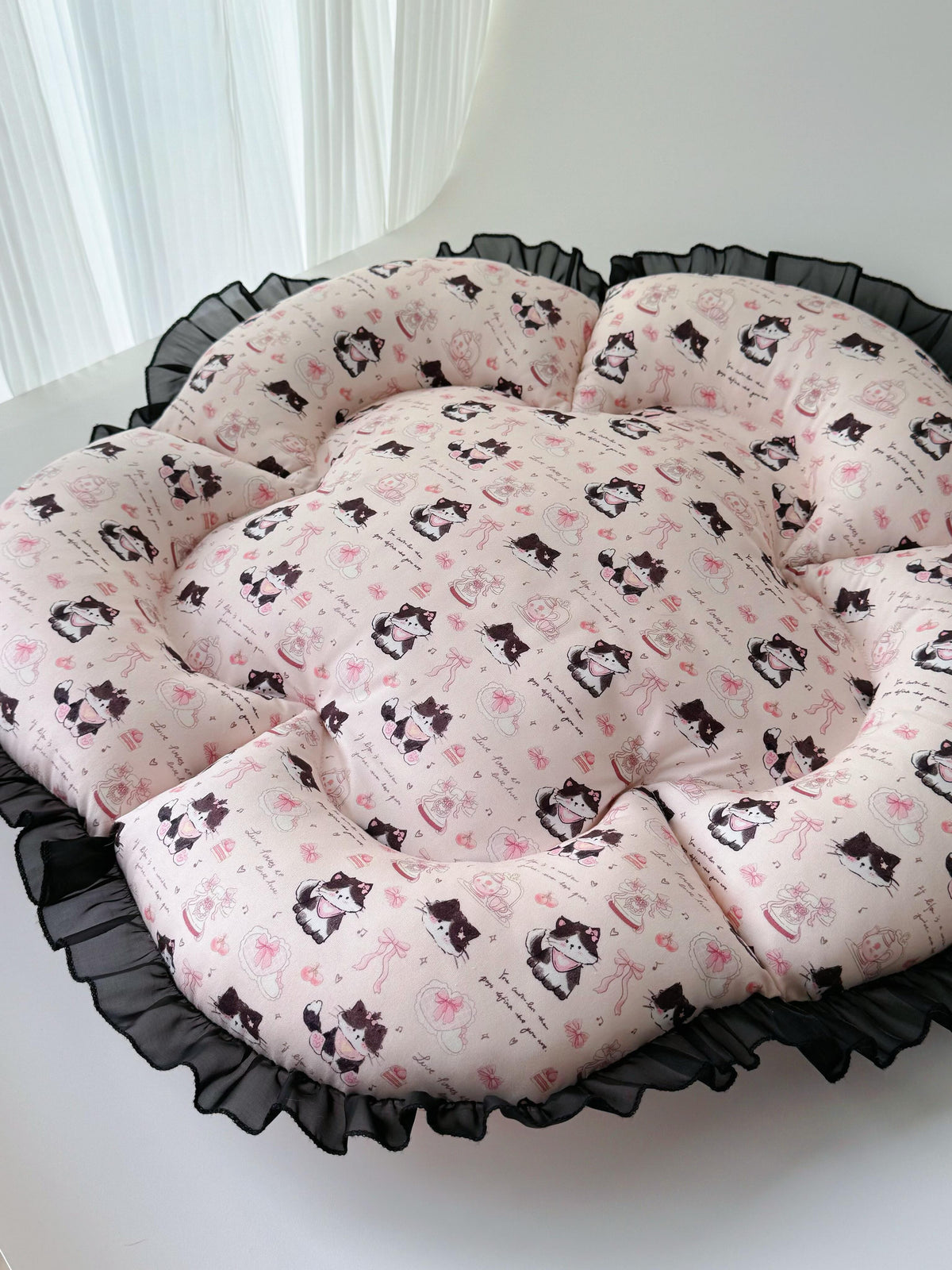 Sewing Tutorial + Petal Pet Bed Pattern (S–L) — Beginner-Friendly Flower Dog & Cat Bed PDF, Instant Download