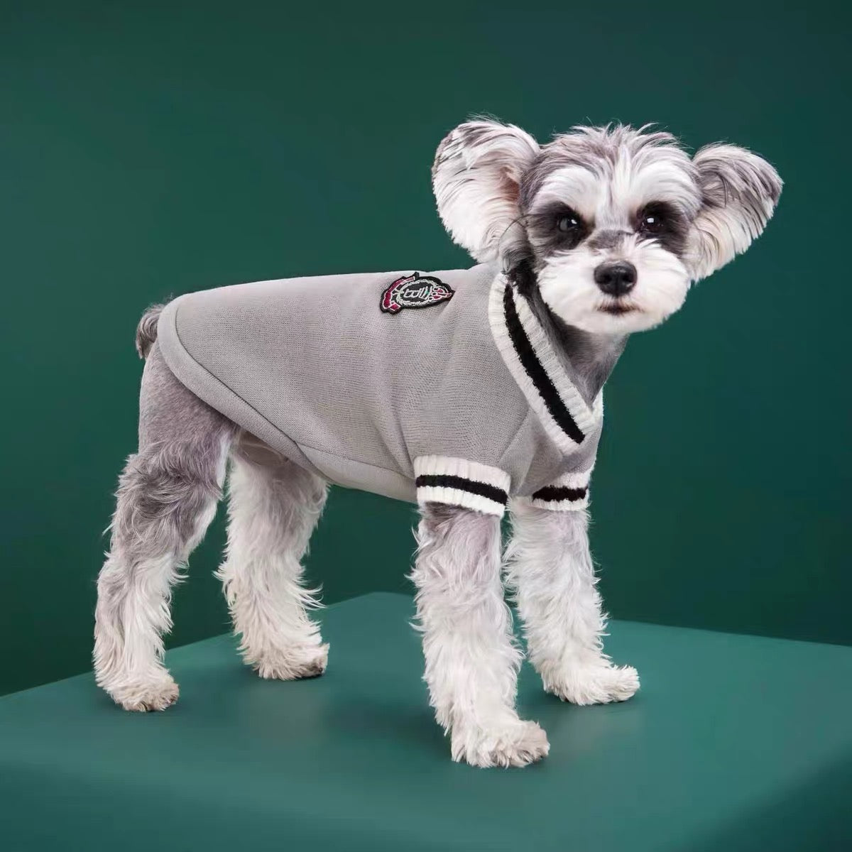 Pet V-Neck Vest Sewing Pattern, A3 Printable PDF with Full Sewing Tutorial, 7 Sizes (S–4XL) for Dogs & Cats