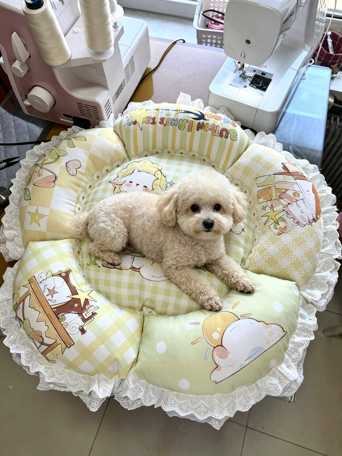Sewing Tutorial + Petal Pet Bed Pattern (S–L) — Beginner-Friendly Flower Dog & Cat Bed PDF, Instant Download